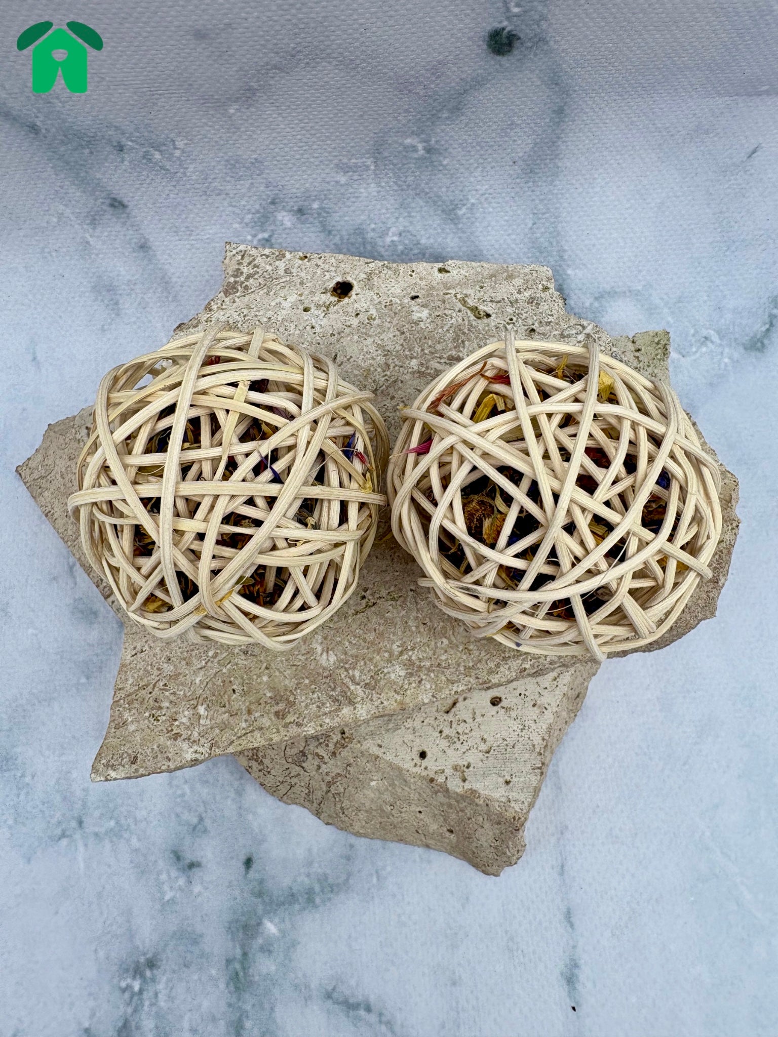 Flower Bomb 2 Pieces