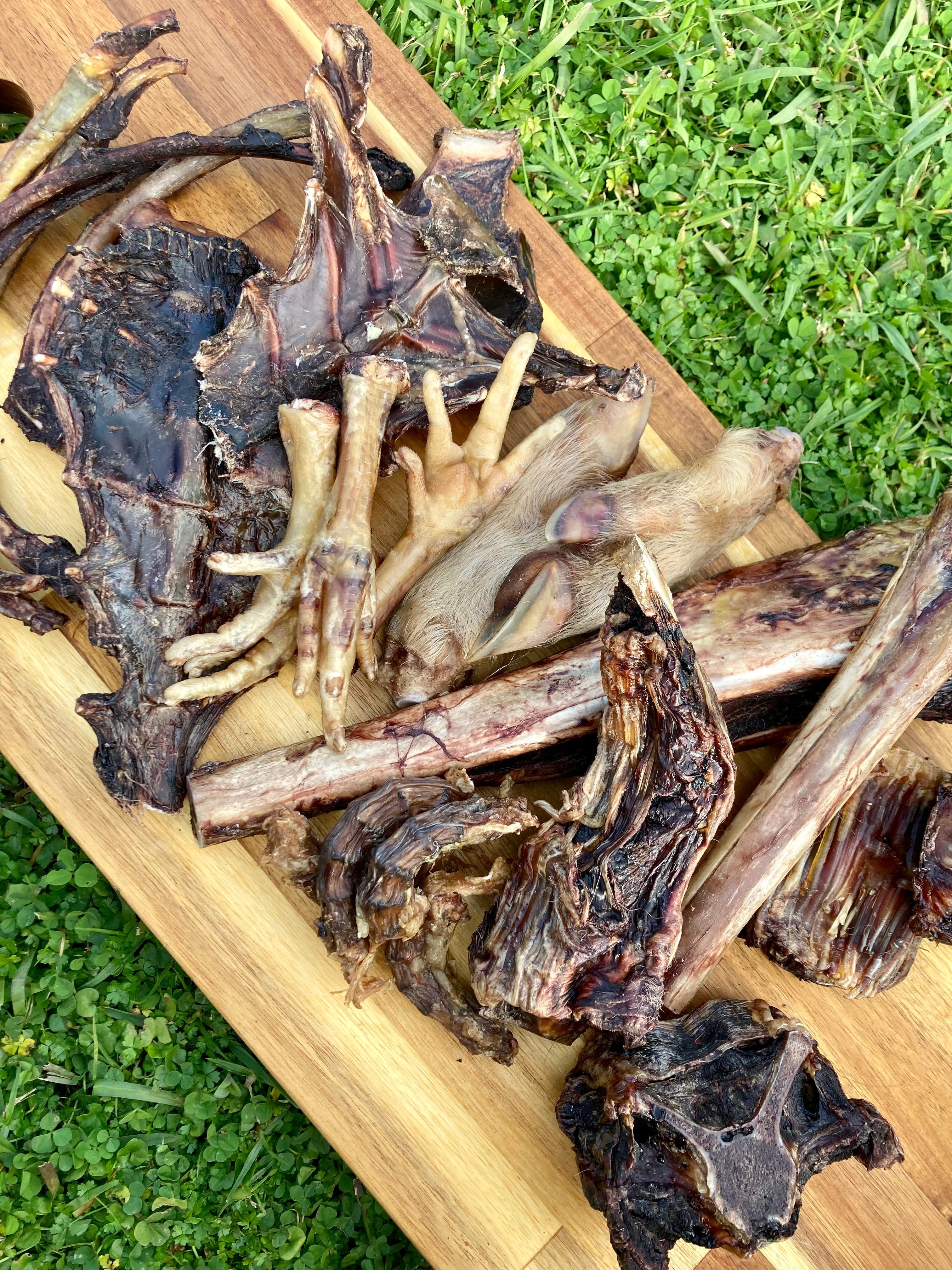 Mixed dehydrated bones for dogs