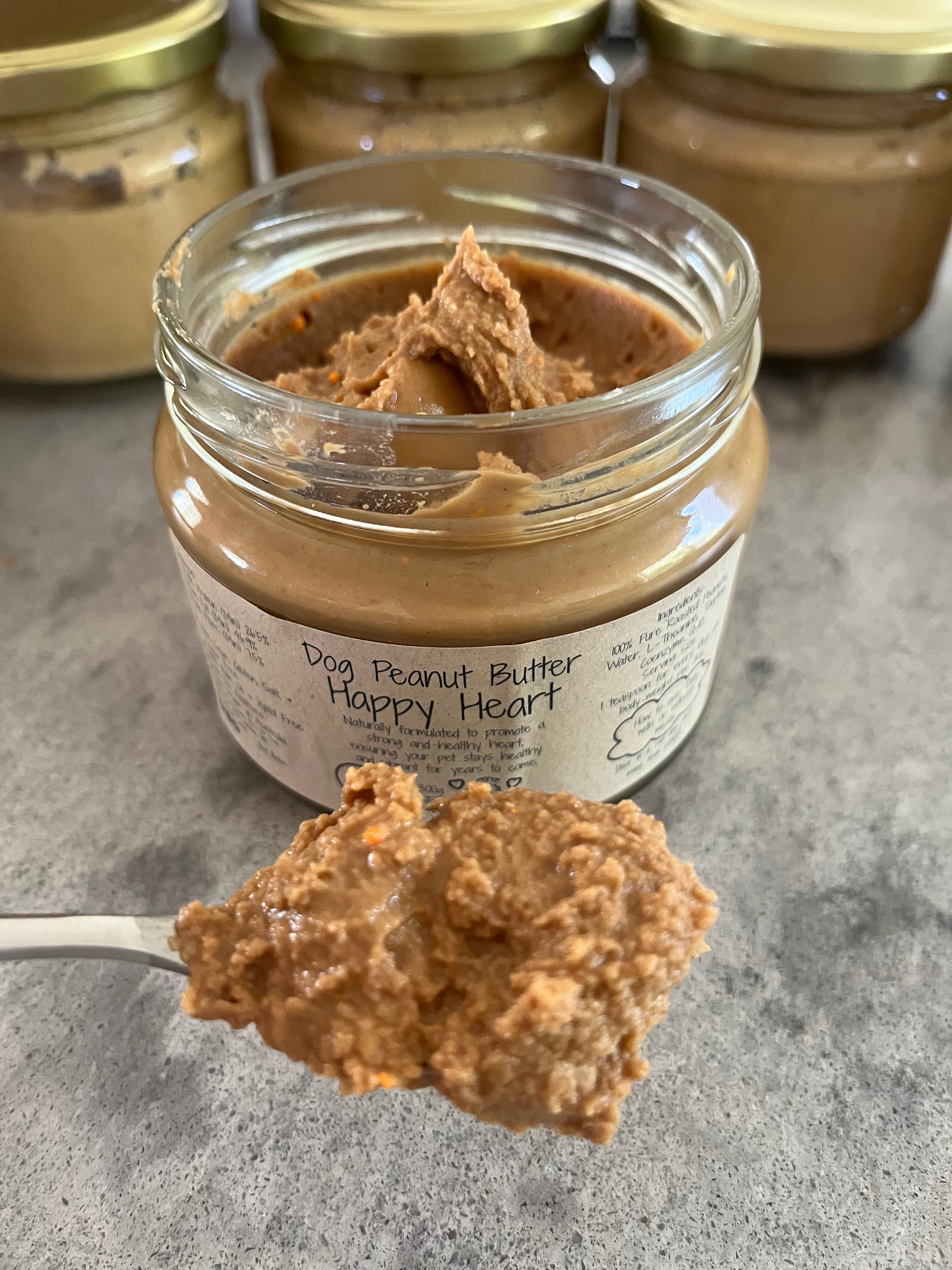 Happy Heart Peanut Butter Dog Treat by Farmer Pete's pet products