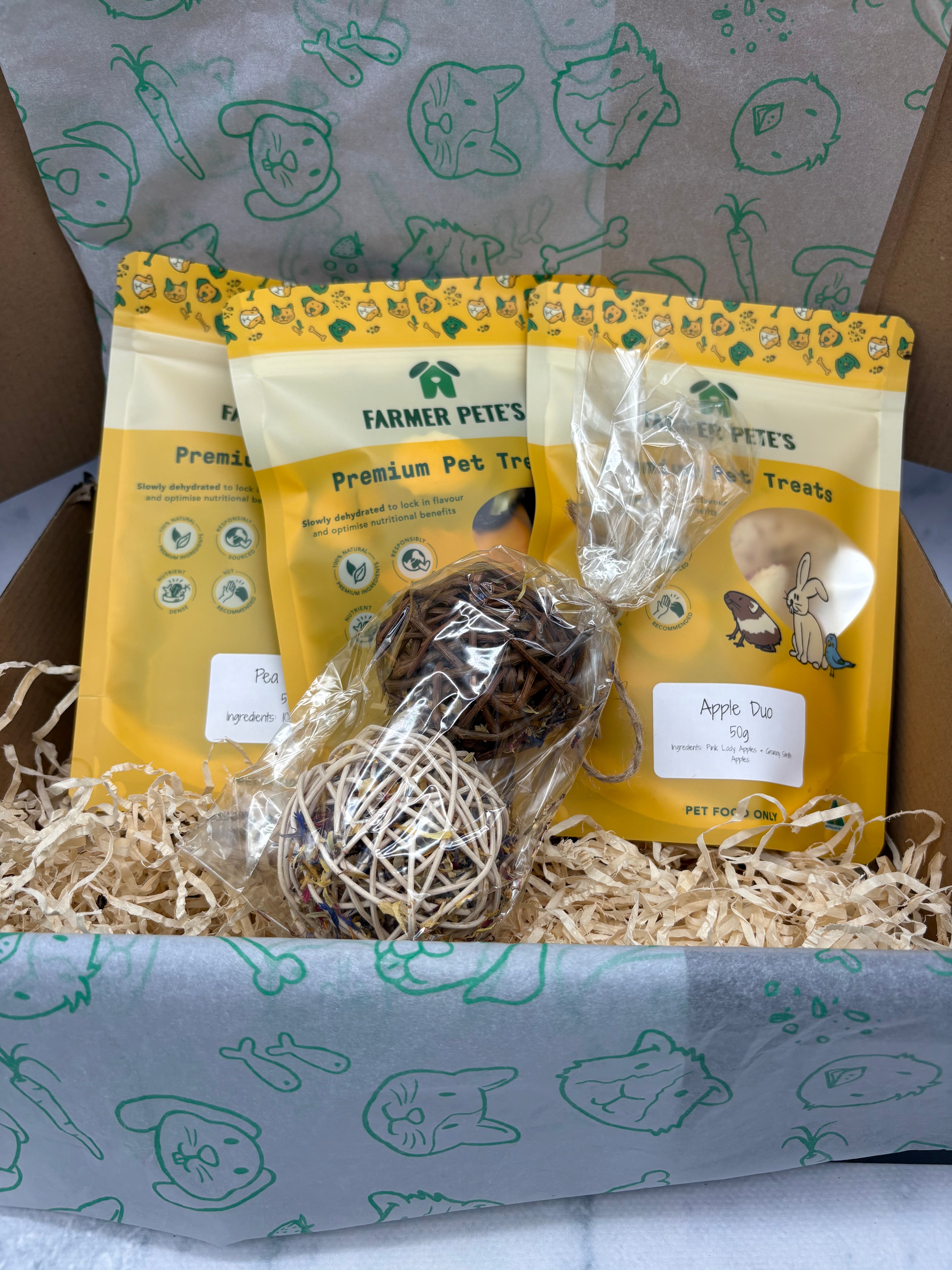 Gift Box Small - Rabbits, Guinea Pigs &amp; Rats