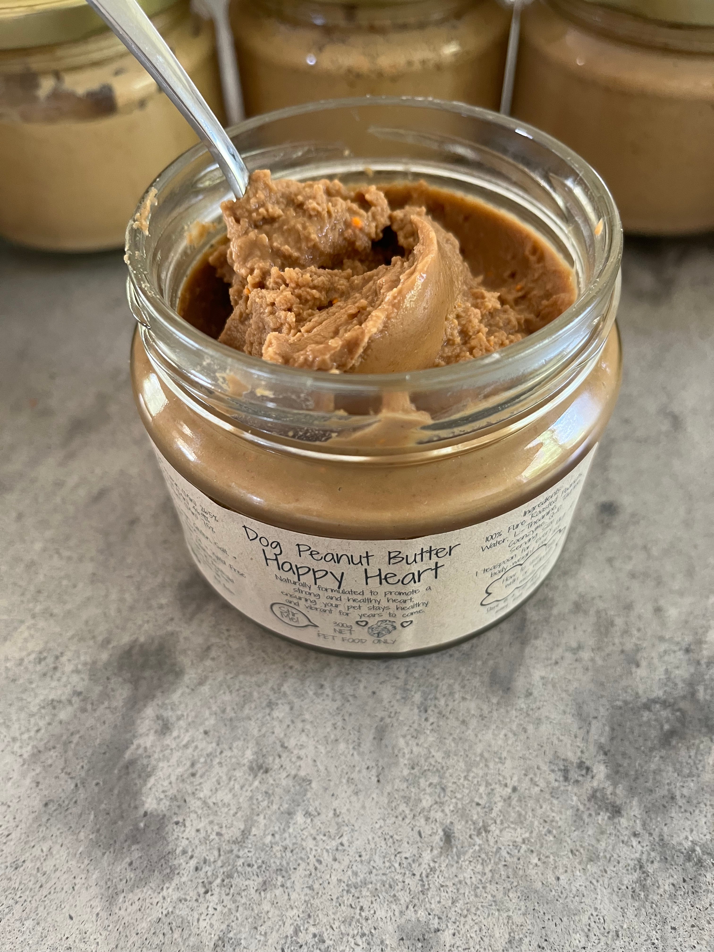 Happy Heart Peanut Butter Dog Treat by Farmer Pete's pet products