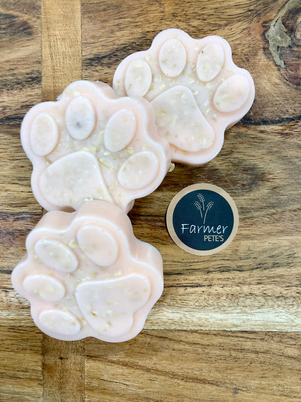 Farmer Pete's sensitive dog paw soap